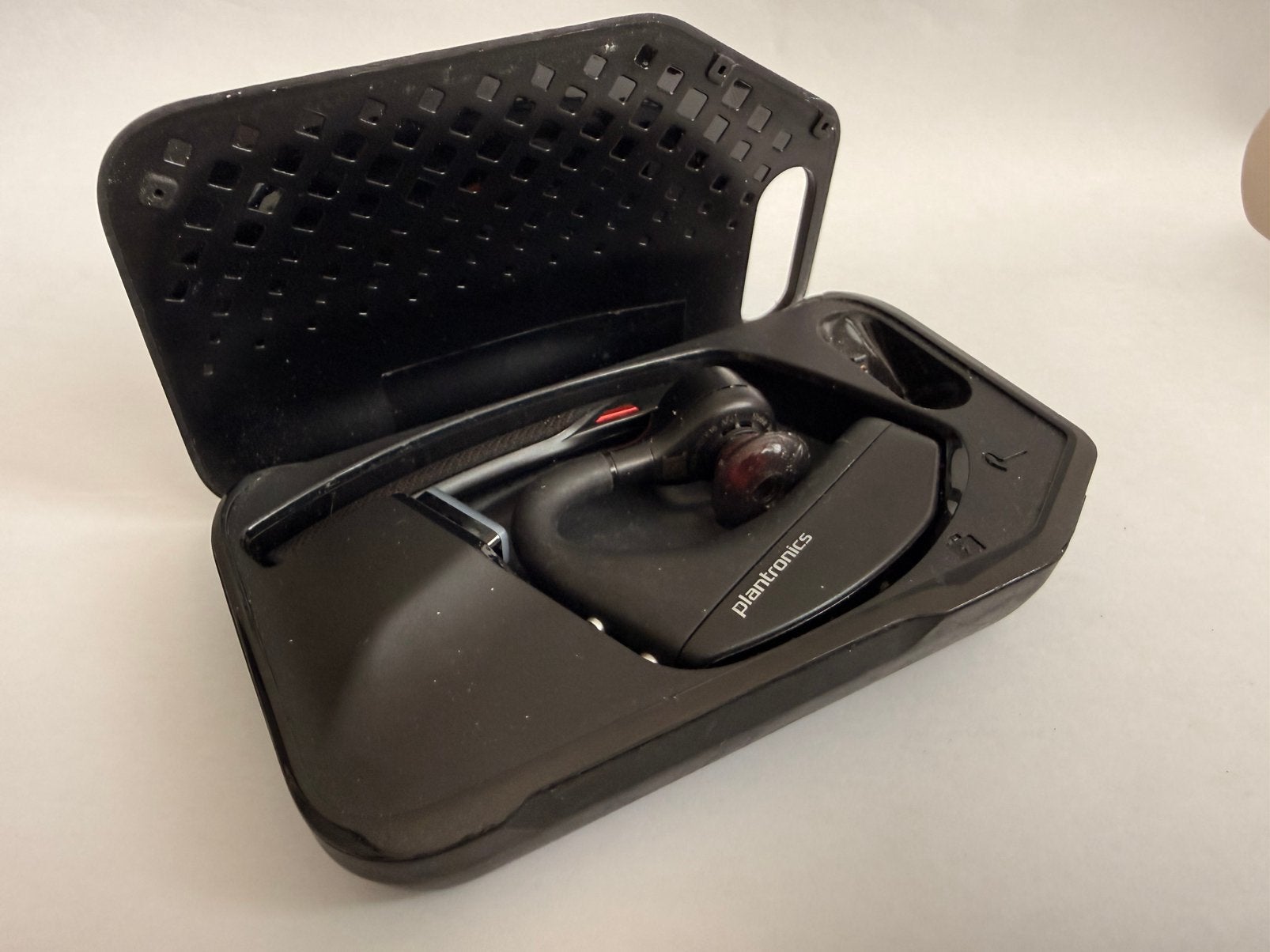 Plantronics Voyager 5200 UC – headset met oplaadcase, Ophalen of Verzenden, Zo goed als nieuw