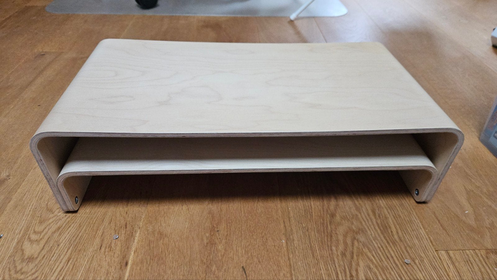 IKEA VATTENKAR Laptop/monitorstandaard, berken, Computers en Software, Ophalen of Verzenden, Zo goed als nieuw, IKEA