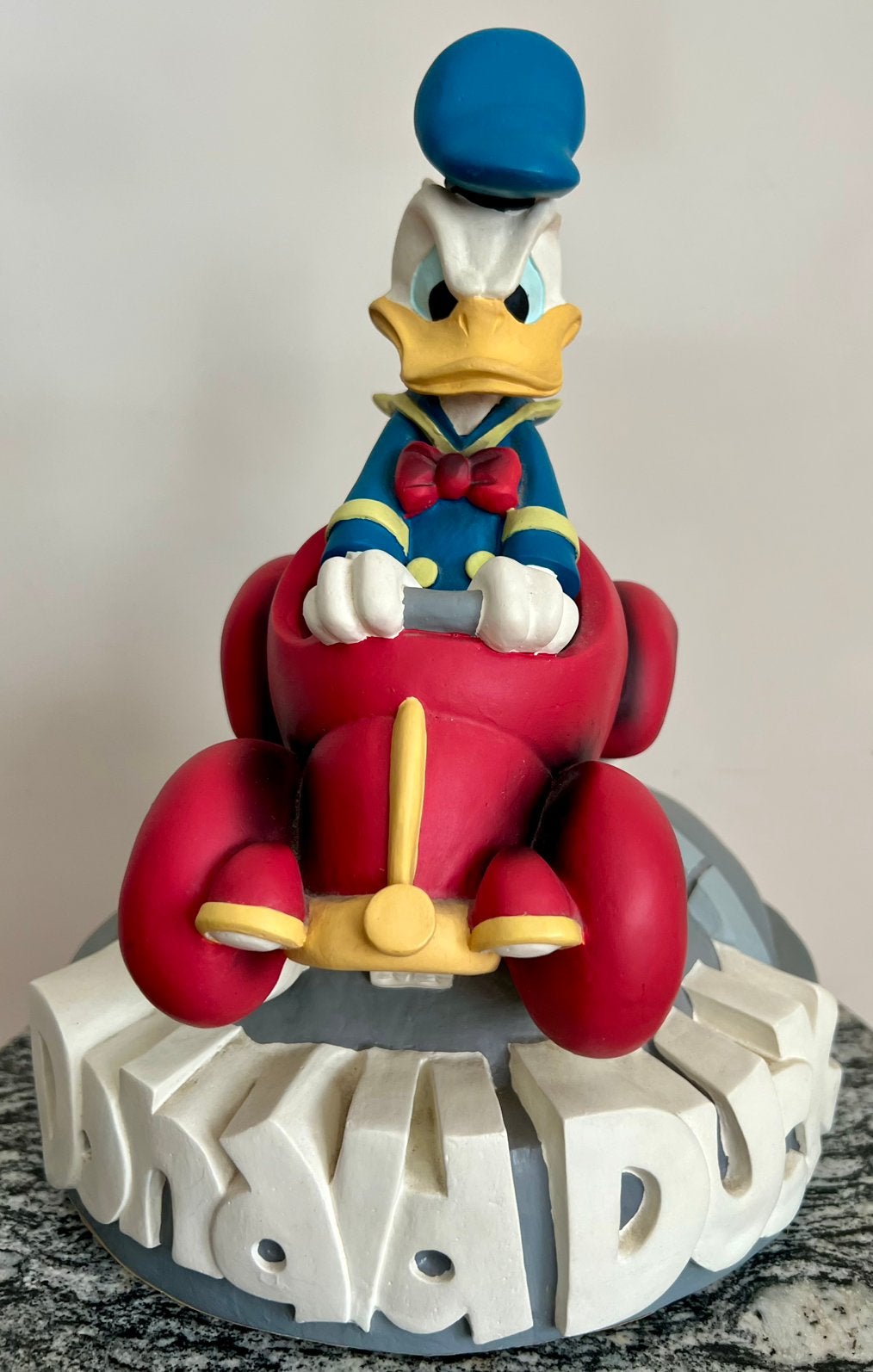 Prachtig Disney Démons & Merveilles Donald Duck Beeldje auto, Verzamelen, Ophalen, Donald Duck, Zo goed als nieuw, Beeldje of Figuurtje