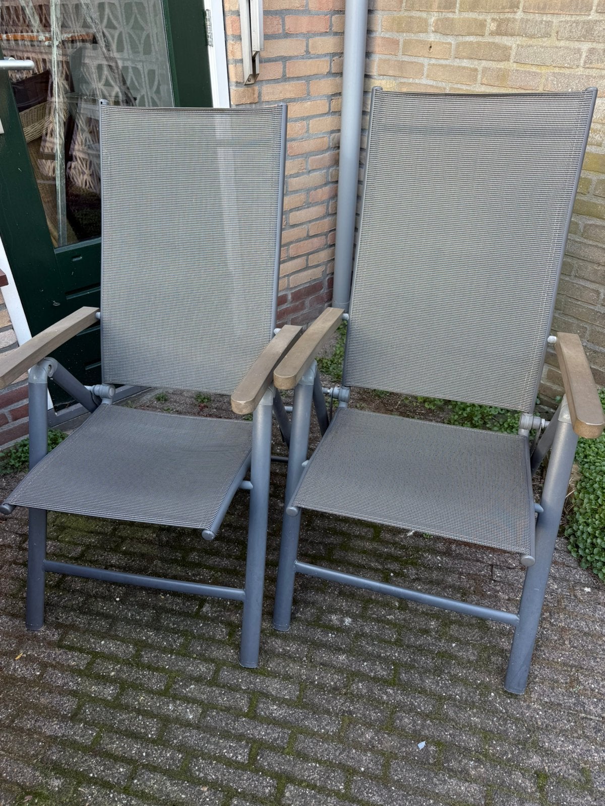 2 nette tuinstoelen, Ophalen of Verzenden, Gebruikt, Kunststof