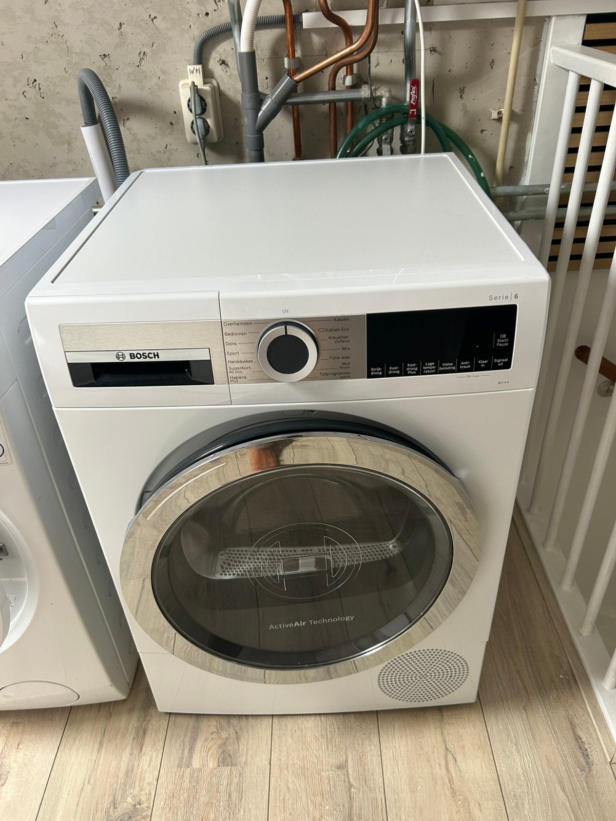 Bosch Droger Nieuw!, Ophalen, Zo goed als nieuw, 1200 tot 1600 toeren, Minder dan 85 cm
