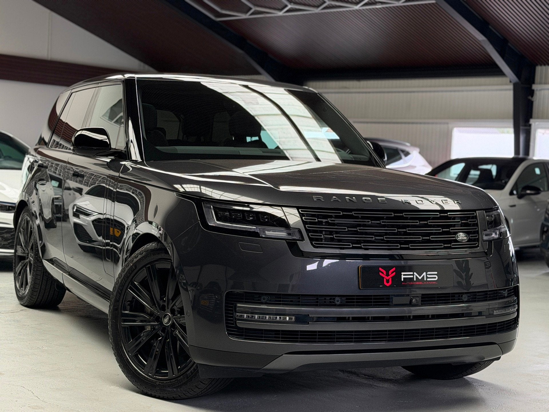 Land Rover Range Rover 3.0 P460e HSE PHEV CarPlay Luchtverin, Automaat, Gebruikt, Met garantie (alle), 3000 kg