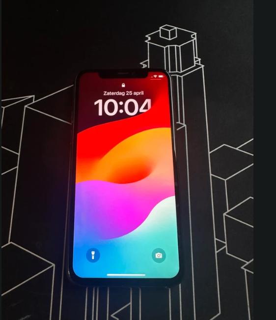 iphone 11 pro ( kan weg), Telecommunicatie, Mobiele telefoons | Apple iPhone, Ophalen, Gebruikt, Zwart, IPhone 11