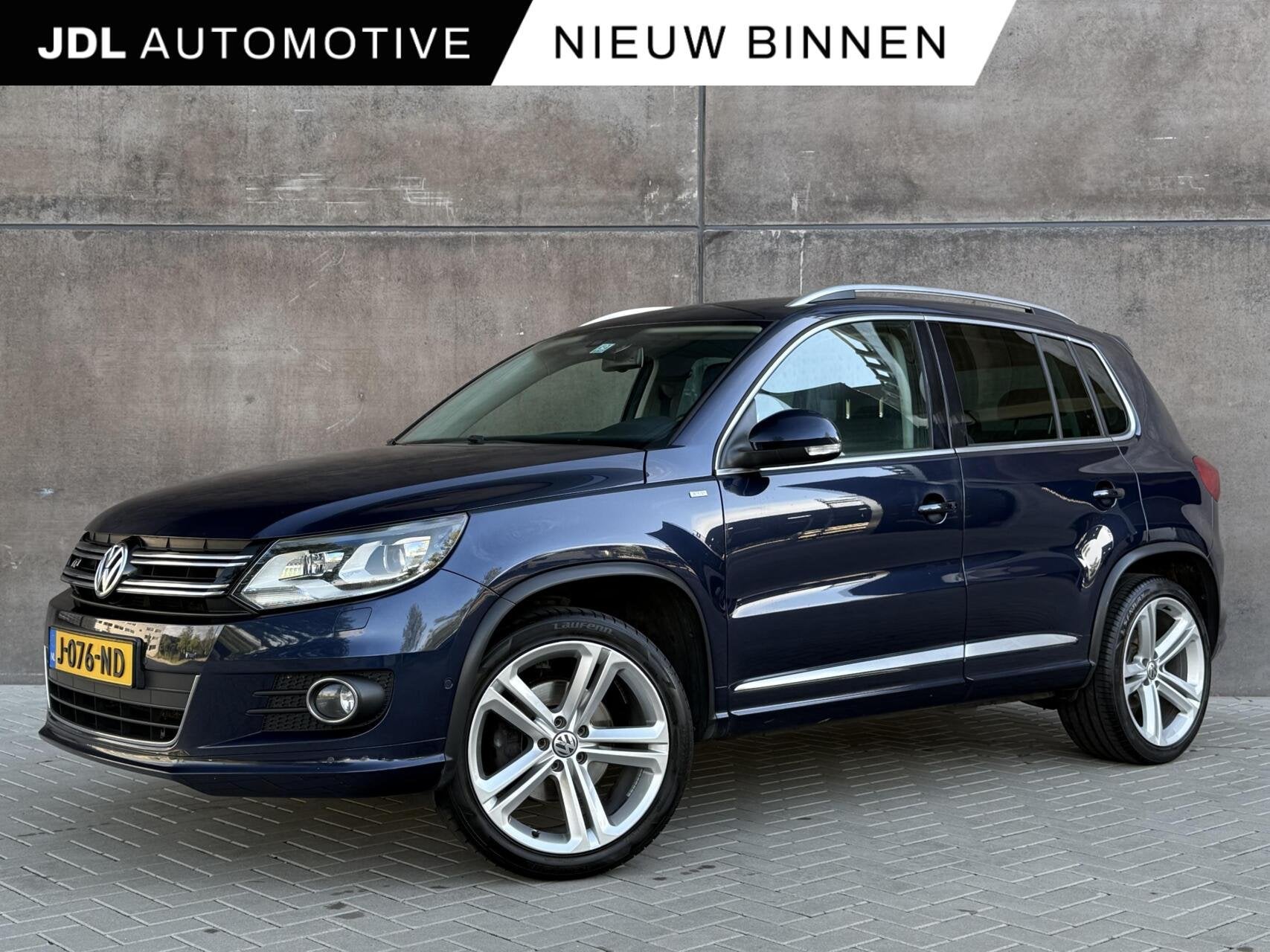 Volkswagen Tiguan 2.0 TSI Sport&Style 4Motion R-line | Trekh, Auto's, Euro 5, Gebruikt, Zwart, 4 cilinders