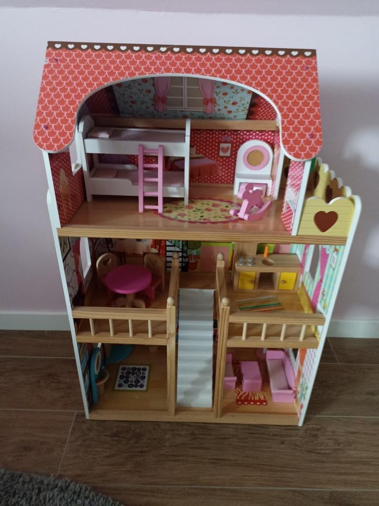 Groot houten poppenhuis met meubels, Ophalen of Verzenden