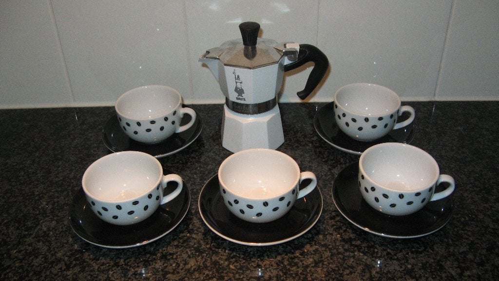 Bialetti Percolator + Mitterteich espresso kopjes, Witgoed en Apparatuur, Koffiezetapparaten, Espresso apparaat, Nieuw, Gemalen koffie