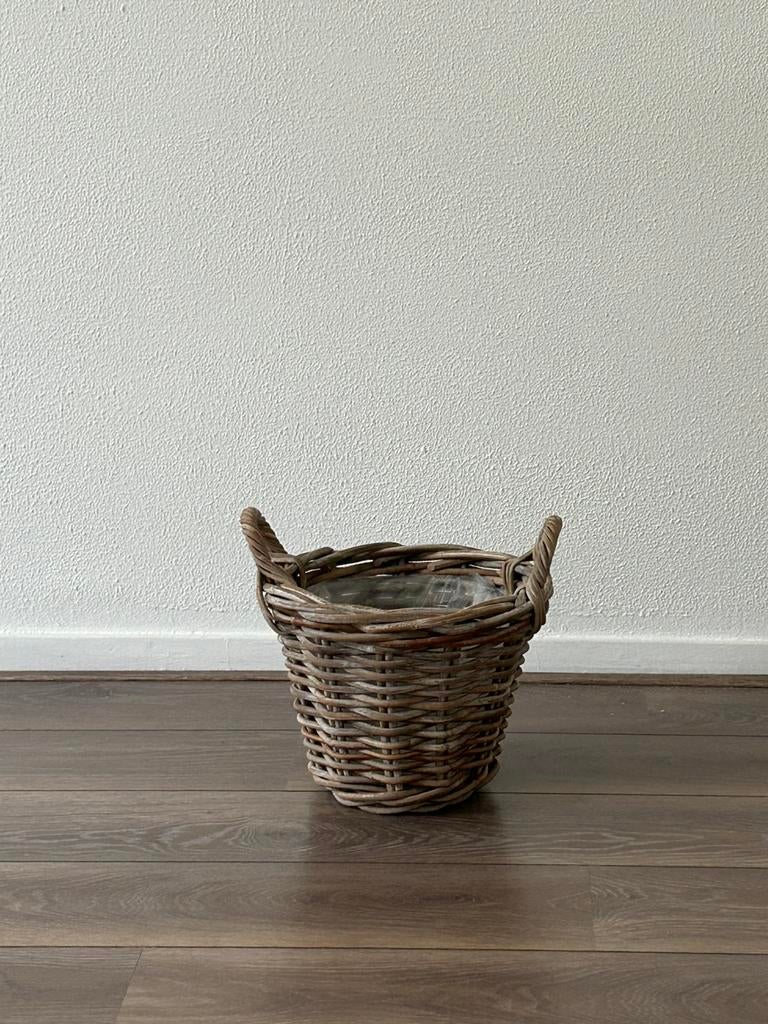 Stevige rieten mand voor planten binnen/buiten, Huis en Inrichting, Ophalen, Nieuw, Rond, Riet