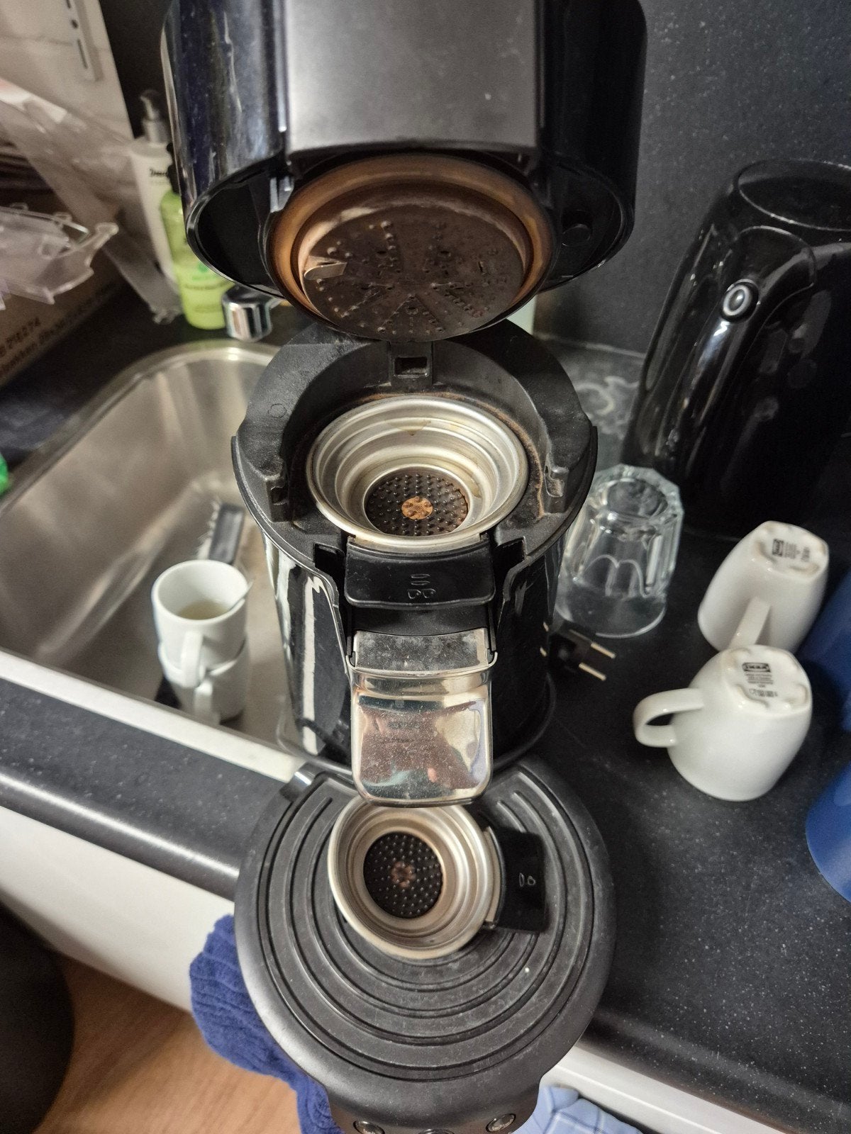 Senseo koffiezetapparaat - Zwart, Witgoed en Apparatuur, Koffiezetapparaten, Koffiepads en cups, Gebruikt, Koffiemachine, Ophalen of Verzenden