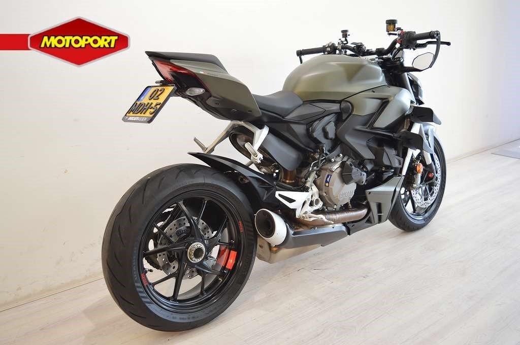 Ducati STREETFIGHTER V2 (bj 2023), Bedrijf, Distributeur@ducati.fr, DUCATI WEST EUROPE SAS, 390, rue d' Estienne d'Orves
92701  COLOMBES CEDEX, FR