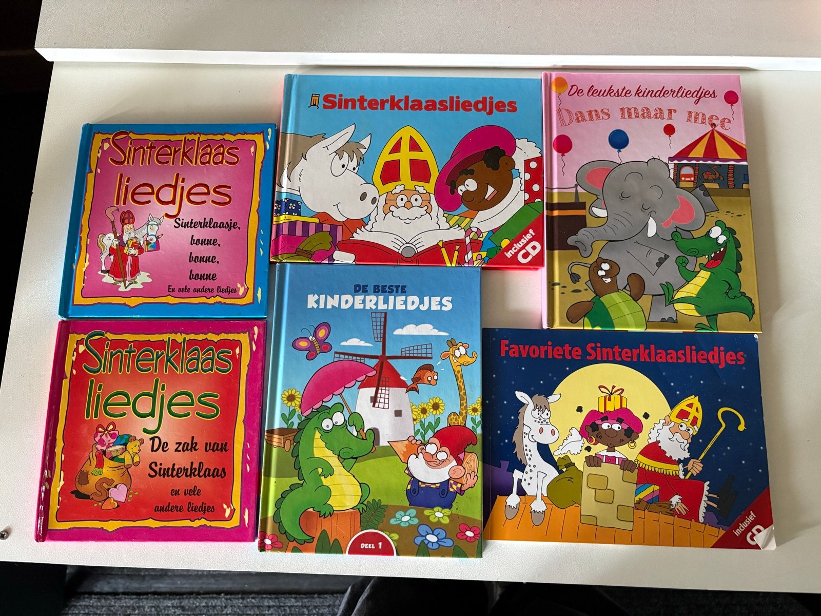 Sinterklaas- en kinderliedjesboeken (6 stuks), Boeken, Ophalen of Verzenden, Zo goed als nieuw, Non-fictie