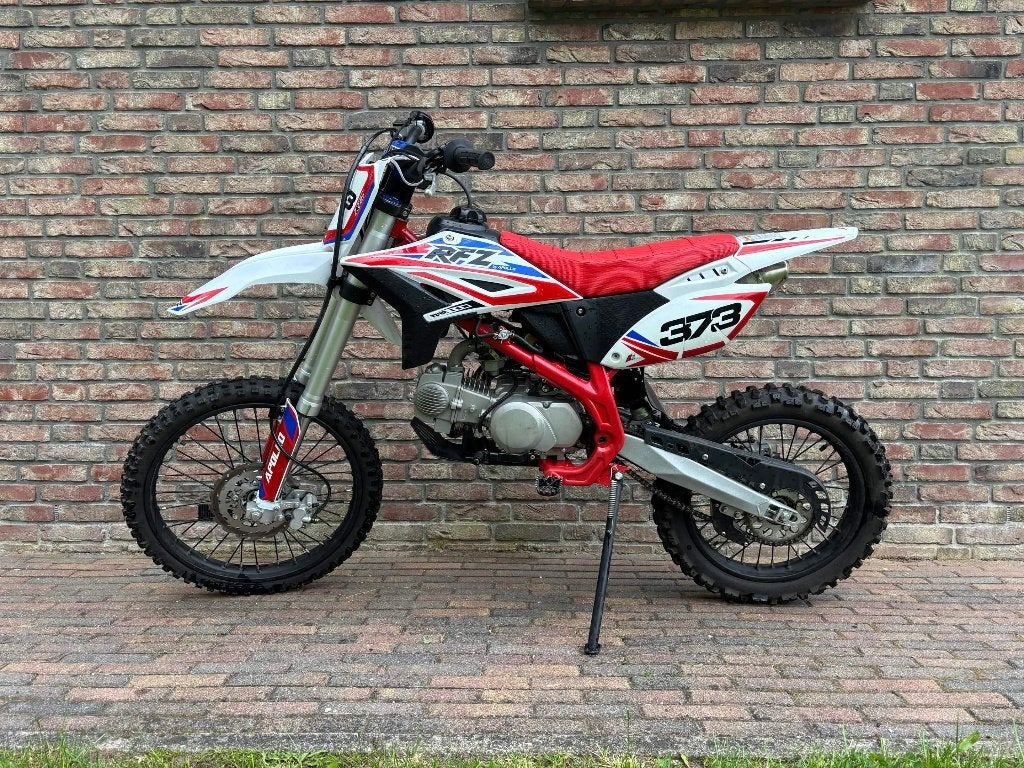Apollo Rfz 140cc crossmotor/pitbike, Schijfrem, Ophalen, 140 cc, Pitbike
