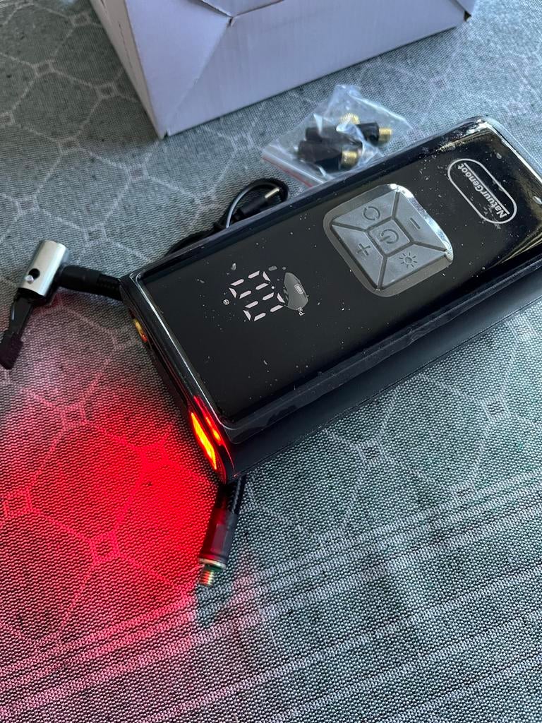 Elektrische fietspomp, zaklamp, powerbank, Ophalen of Verzenden, Zo goed als nieuw