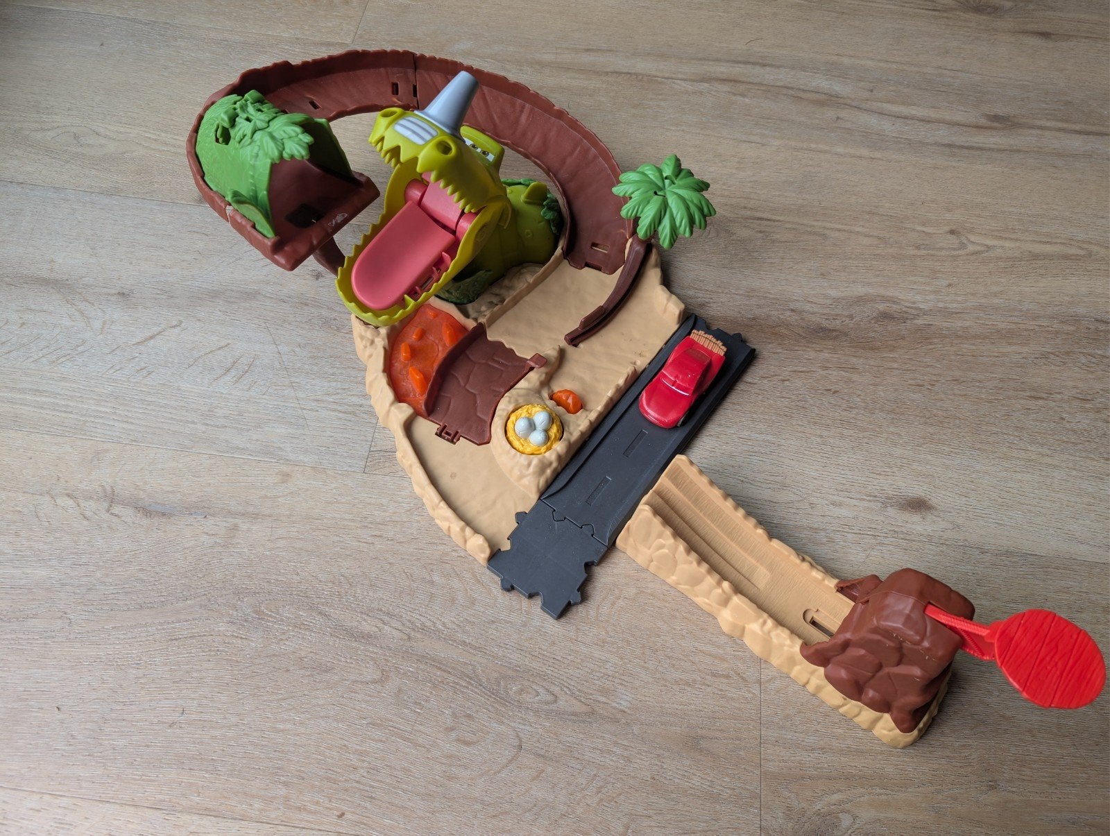 Disney Pixar cars dino playground, Kinderen en Baby's, Speelgoed | Speelgoedvoertuigen, Ophalen