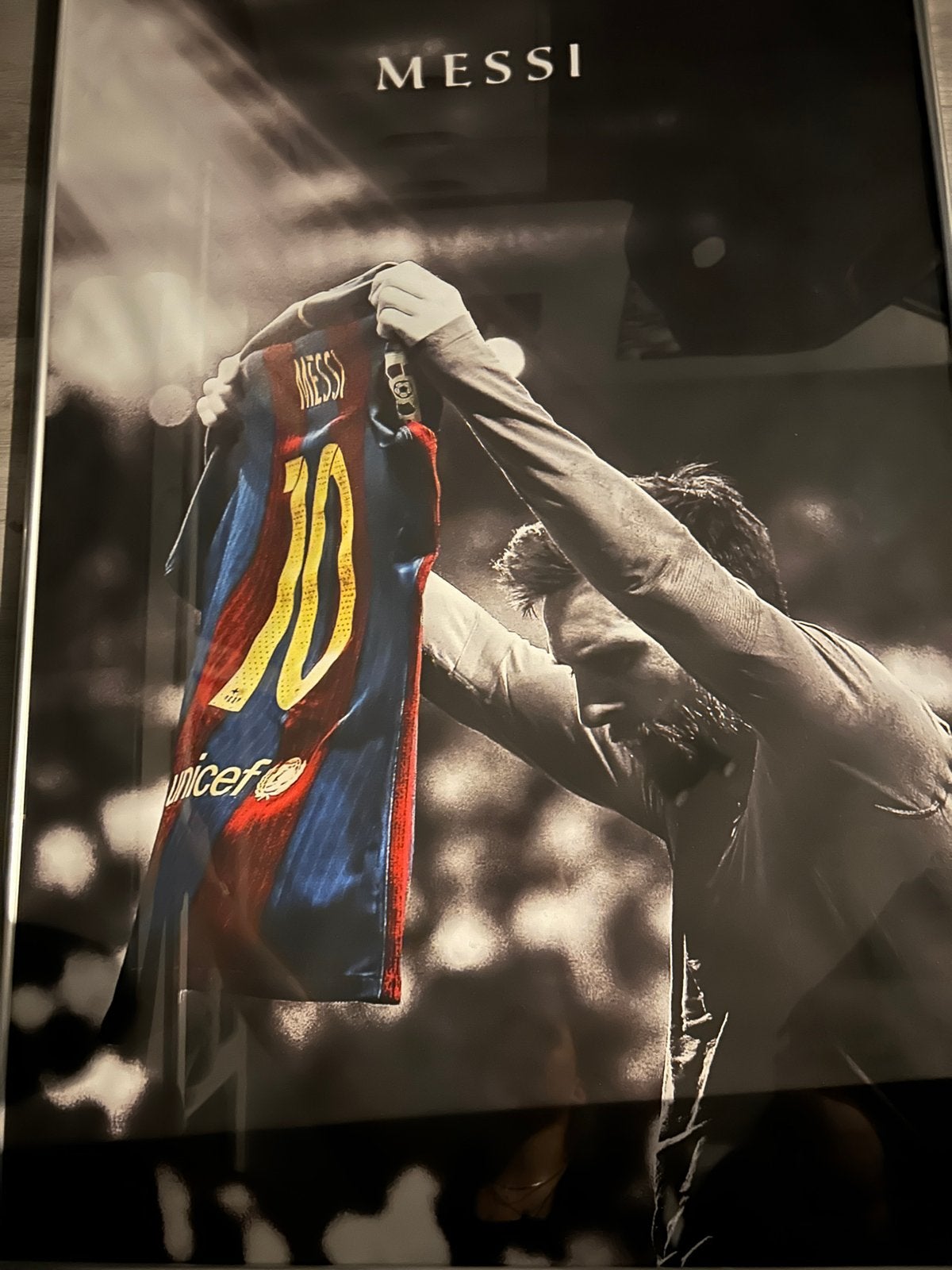 Ingelijste Messi poster - FC Barcelona shirt, Ophalen, Zo goed als nieuw, Foto of Poster, 75 – 100