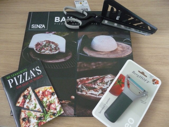 Pizza Steen - alles is nieuw -, Tuin en Terras, Ophalen, Nieuw