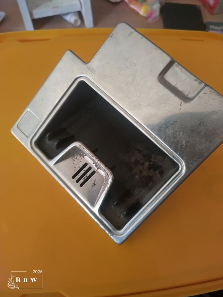 Gebruikte asbak voor Audi 80, Ophalen of Verzenden, Gebruikt, Universele onderdelen