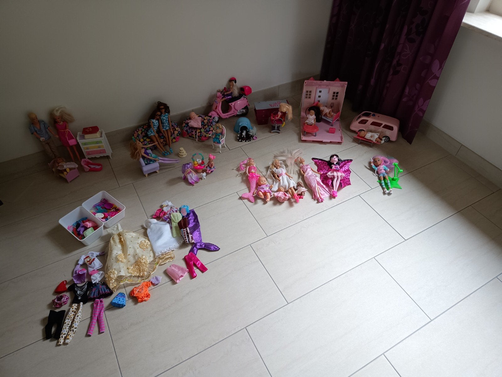 Grote Barbie collectie met accessoires, Ophalen of Verzenden, Gebruikt, Barbie