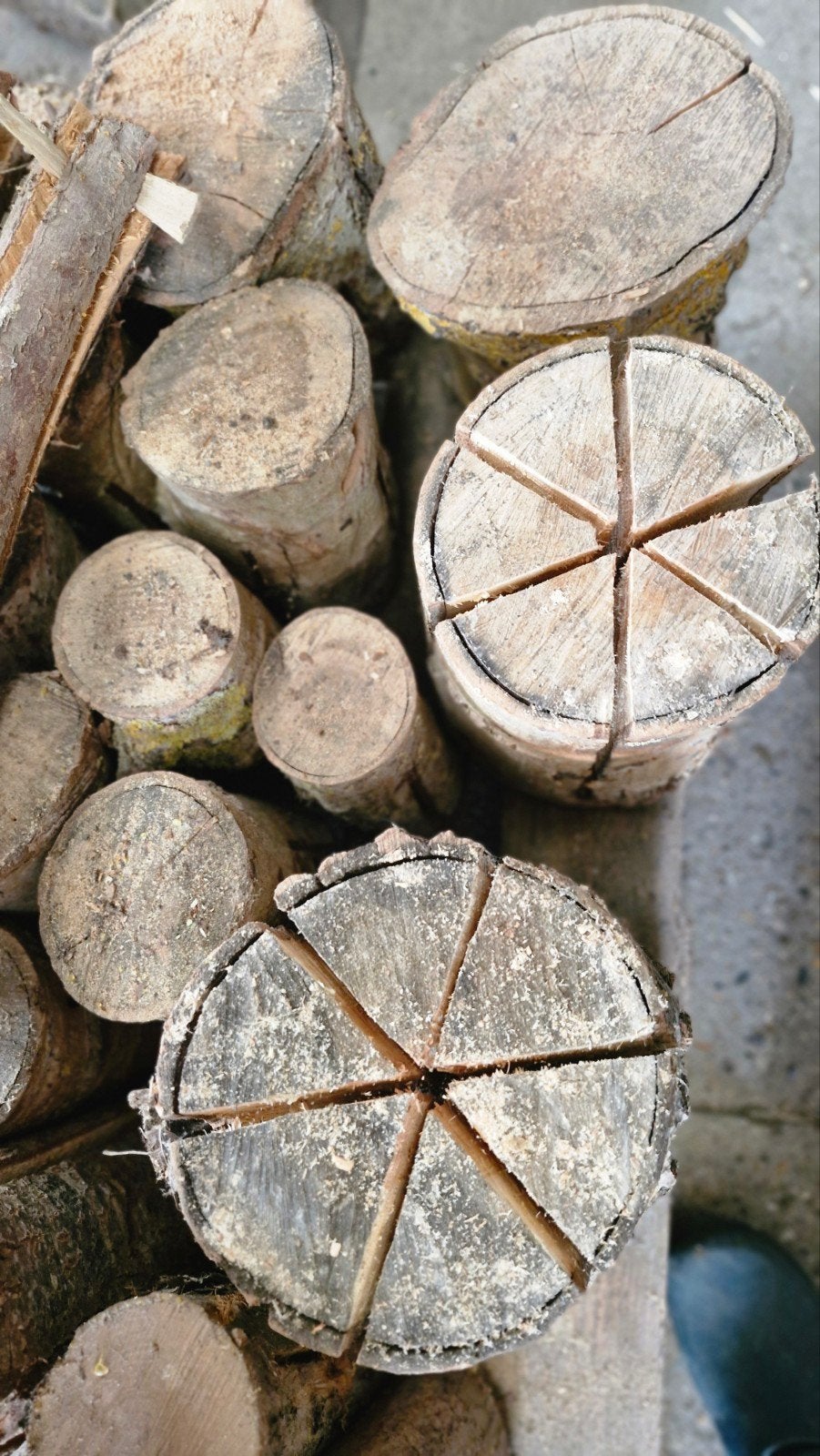 Tuinfakkels, Zweedse kandelaars - Diverse maten  houtsoorten, Tuin en Terras, Haardhout, 3 tot 6 m³, Ophalen of Verzenden, Overige houtsoorten