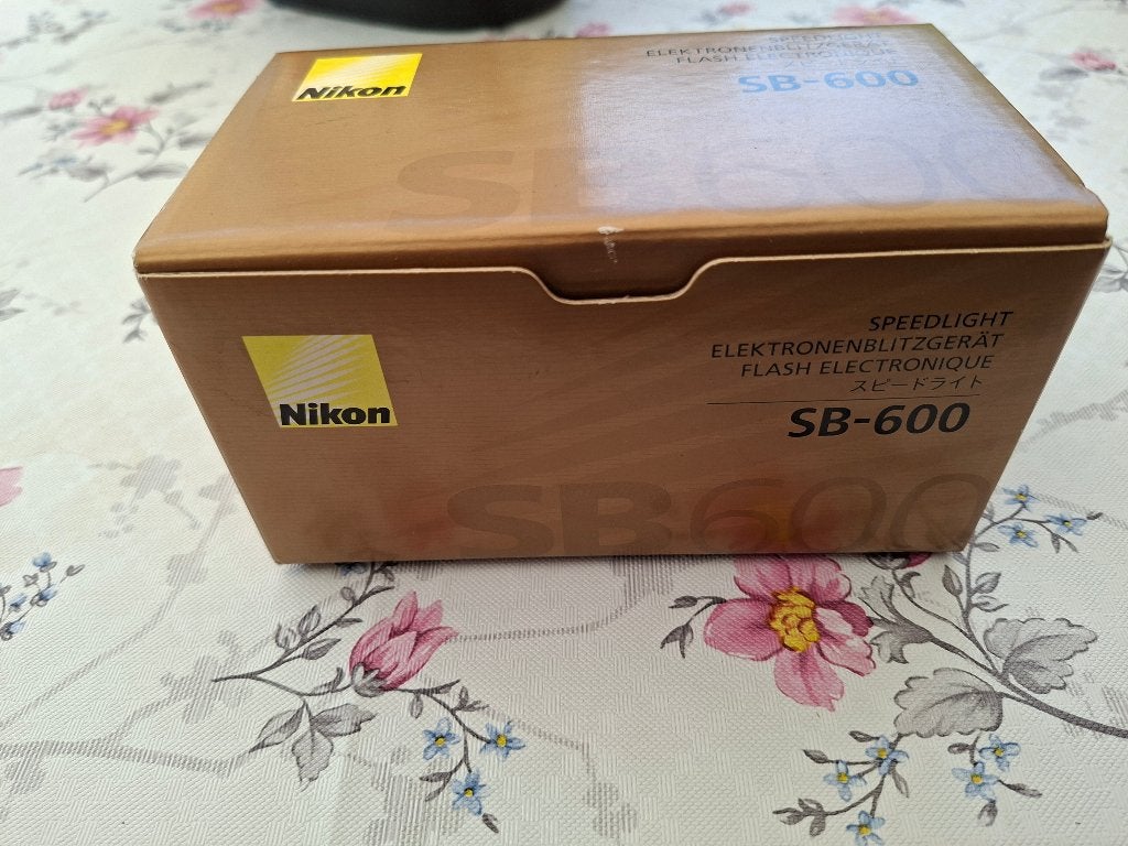 Nikon Speedlight SB-600 flitser - Zo goed als nieuw, Inclusief tas/hoes, Externe flitser, Zo goed als nieuw, Nikon