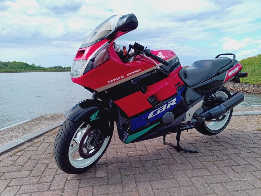 Honda CBR1000F / Nette staat / Klaar voor het seizoen, Motoren, Motoren | Honda, Occasion, 4 cilinders, Motorrijbewijs A, Particulier