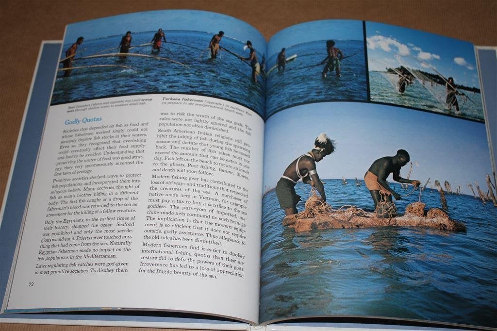 Riches of the Sea. The ocean world of Jacques Cousteau,, Ophalen of Verzenden, Gelezen, Vogels