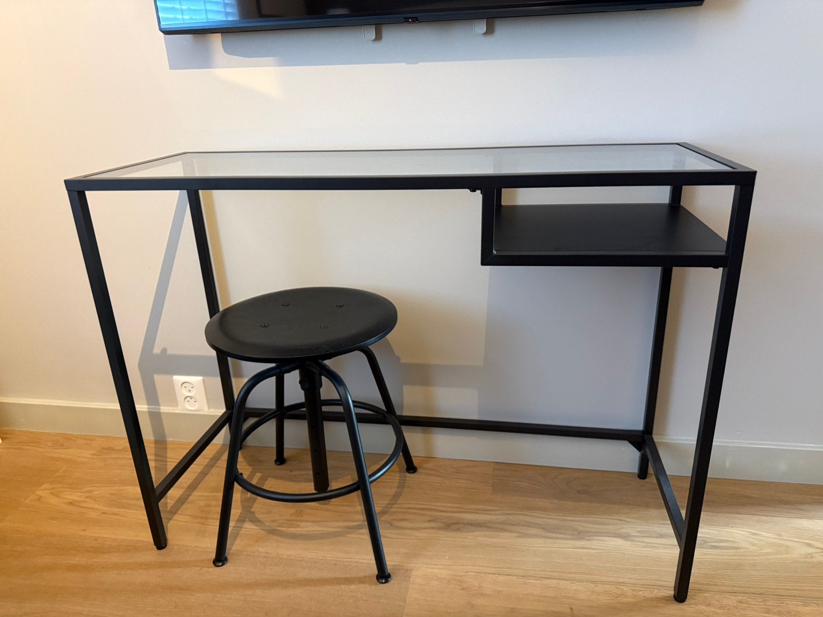 Laptoptafel incl kruk, Ophalen, Zo goed als nieuw