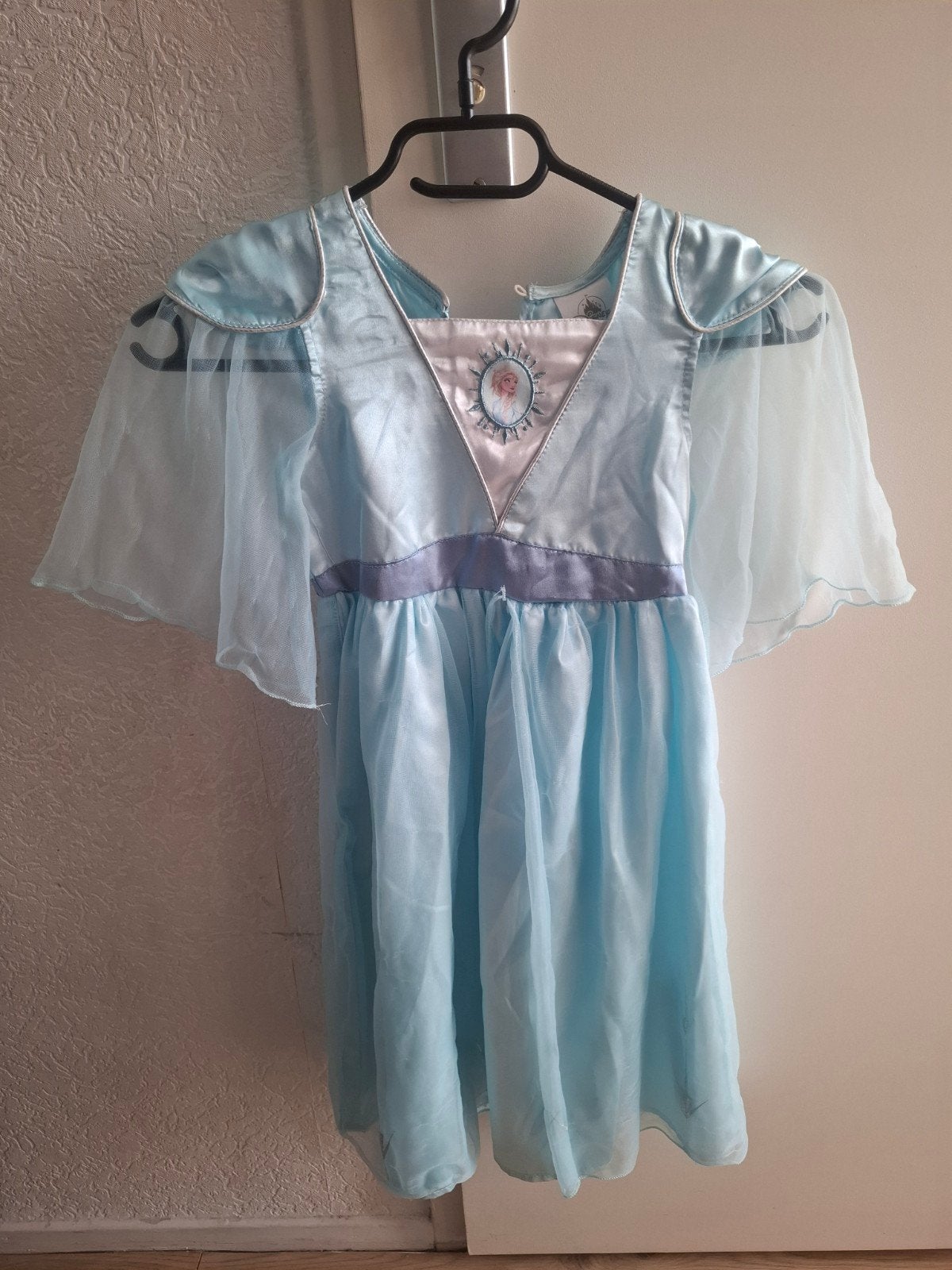 Originele Elsa jurk Disneyland Paris - Maat 4, Ophalen of Verzenden, Zo goed als nieuw, Disney, Meisje