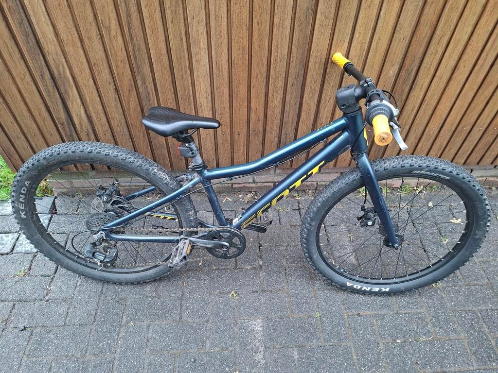 Scott Scale 24 inch kinderfiets, Fietsen en Brommers, Ophalen, Versnellingen, Scott, Gebruikt