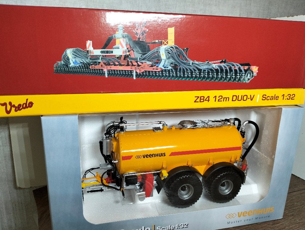 Te koop UH Veenhuis Profiline 2-axle/ Vredo ZB4 12m Duo-V., Hobby en Vrije tijd, Modelauto's | 1:32, Ophalen of Verzenden, Nieuw