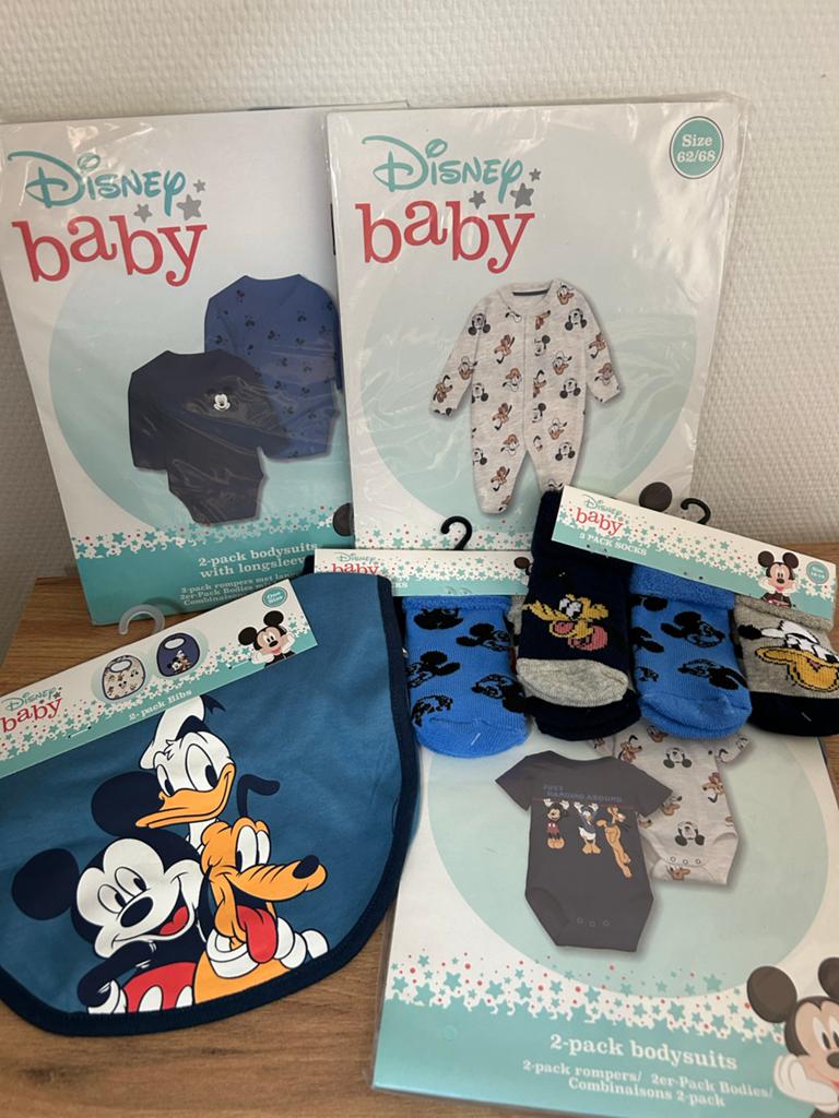 Disney Baby kledingpakket maat 62/68, Kinderen en Baby's, Babykleding | Maat 68, Verzenden, Nieuw, Jongetje, Setje