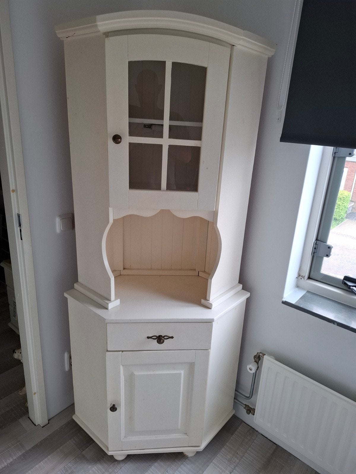 Witte hoekkast met dimbare verlichting, Ophalen, Gebruikt