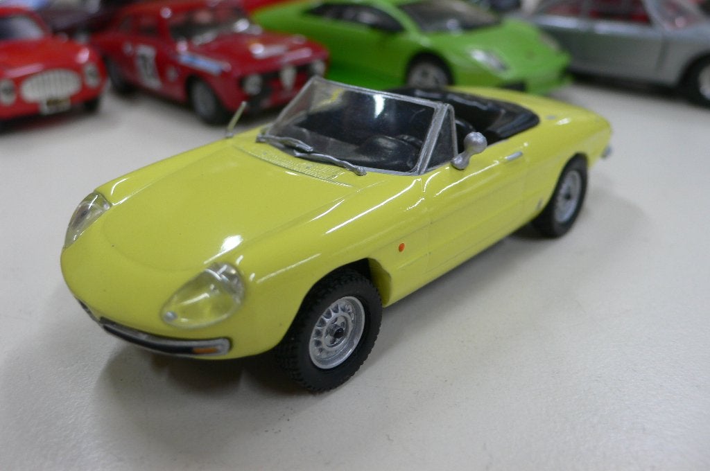 alfa romeo duetto spider - Geheel roestvrij !!  1/43, Hobby en Vrije tijd, Verzenden, Nieuw, Auto, Overige merken