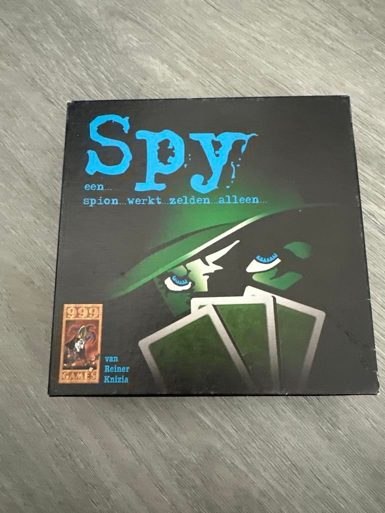 Spy: Een spion werkt zelden alleen - Bordspel 999 Games, Drie of vier spelers, Ophalen of Verzenden, Gebruikt