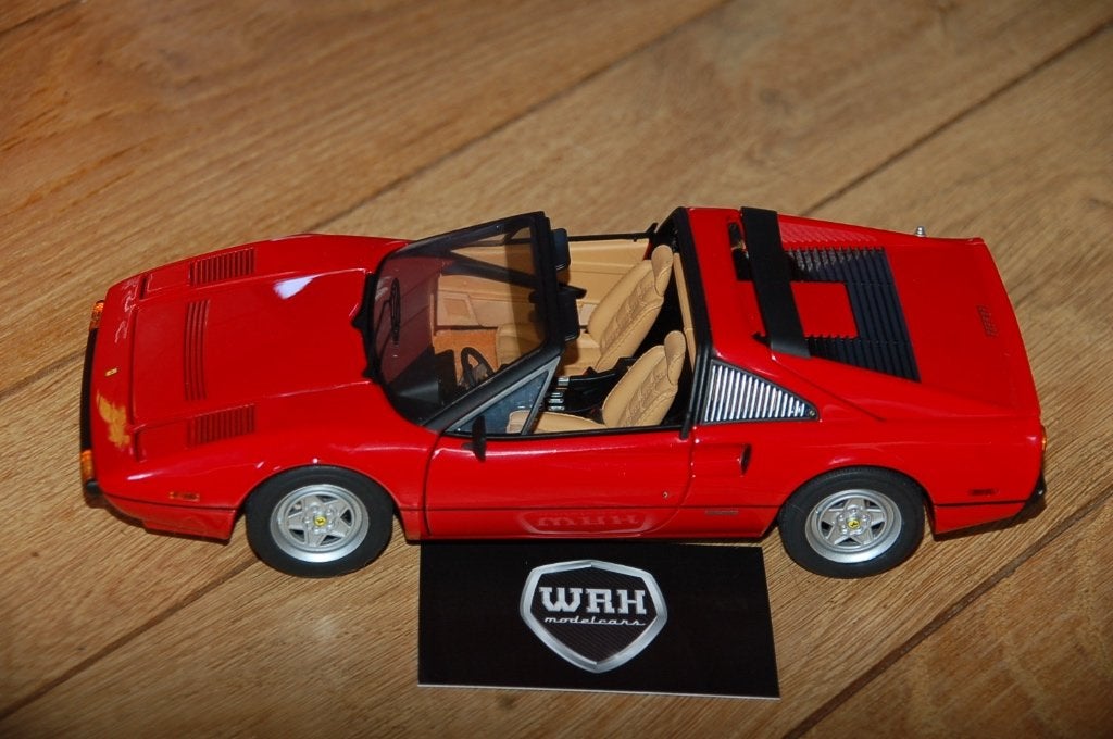 1:18 FERRARI 308 GTS Magnum Pi Hotwheels elite USED WRH, Verzenden, Gebruikt, Auto, Hot Wheels