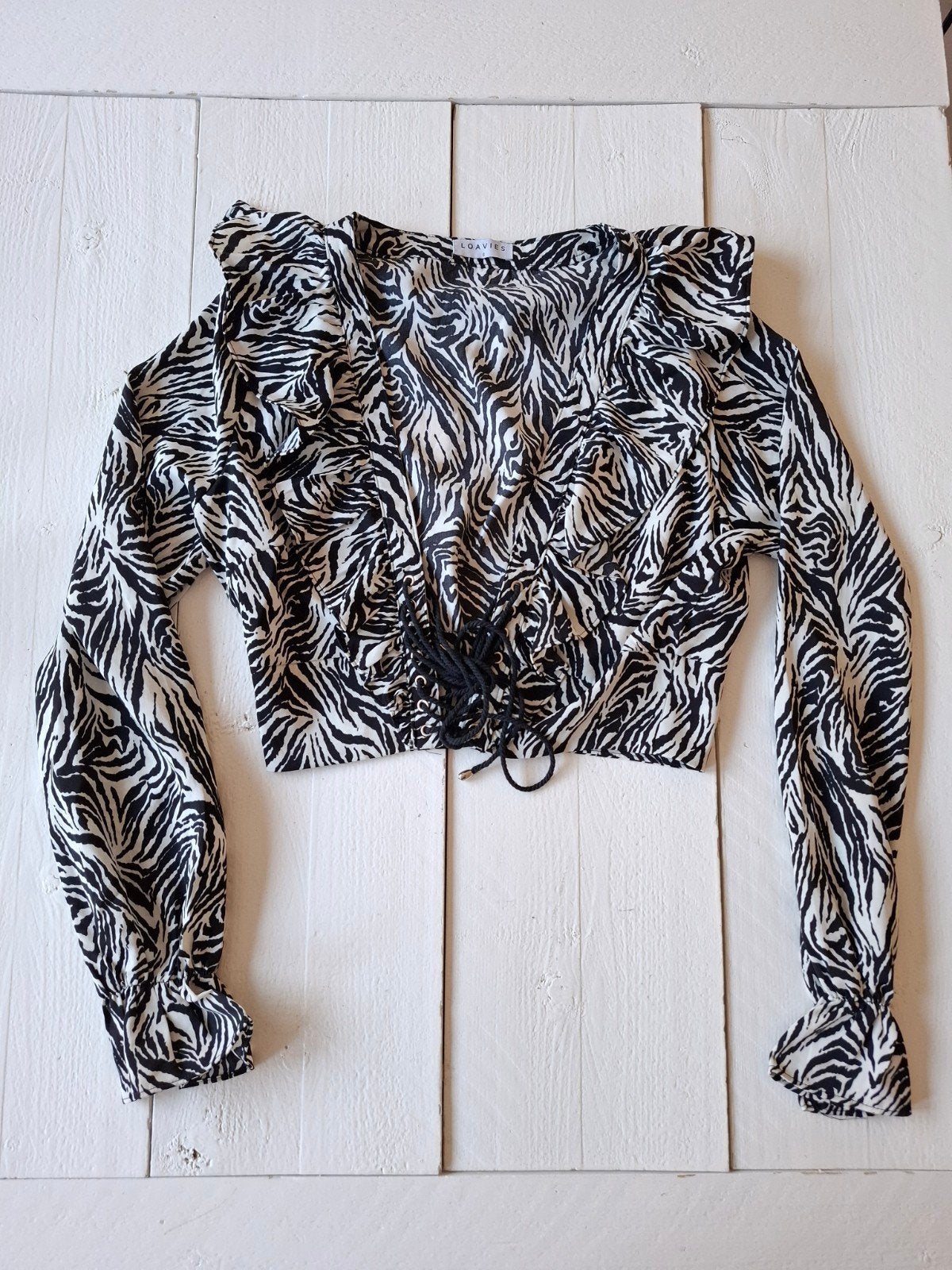 Loavies zebraprint cropped blouse met ruches S, Zwart, Ophalen of Verzenden, Lange mouw, Maat 36 (S)