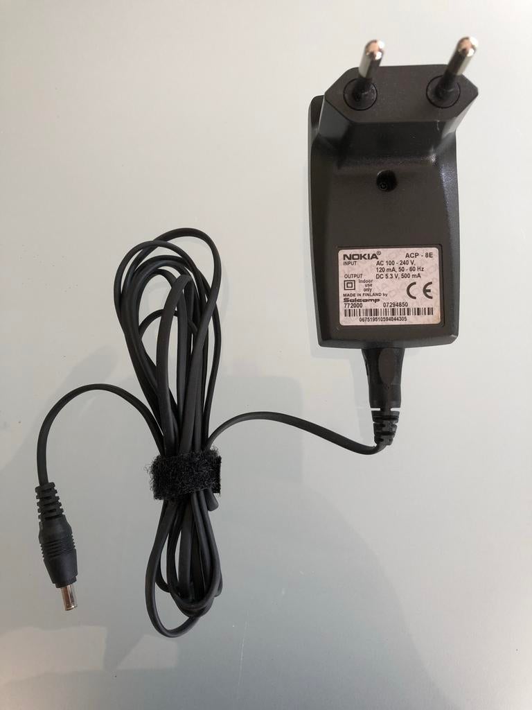 Originele Nokia Telefoon Lader (ACP-8E), Telecommunicatie, Mobiele telefoons | Telefoon-opladers, Ophalen of Verzenden, Gebruikt