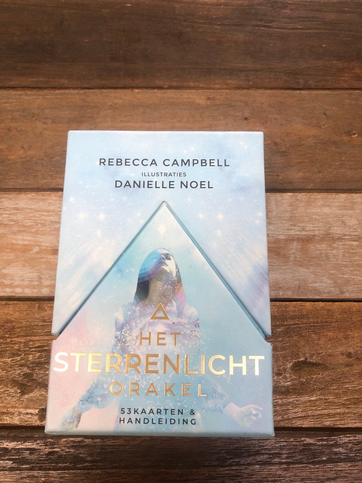 Het Sterrenlicht Orakel - Rebecca Campbell, Boeken, Ophalen of Verzenden, Zo goed als nieuw, Spiritualiteit algemeen, Overige typen