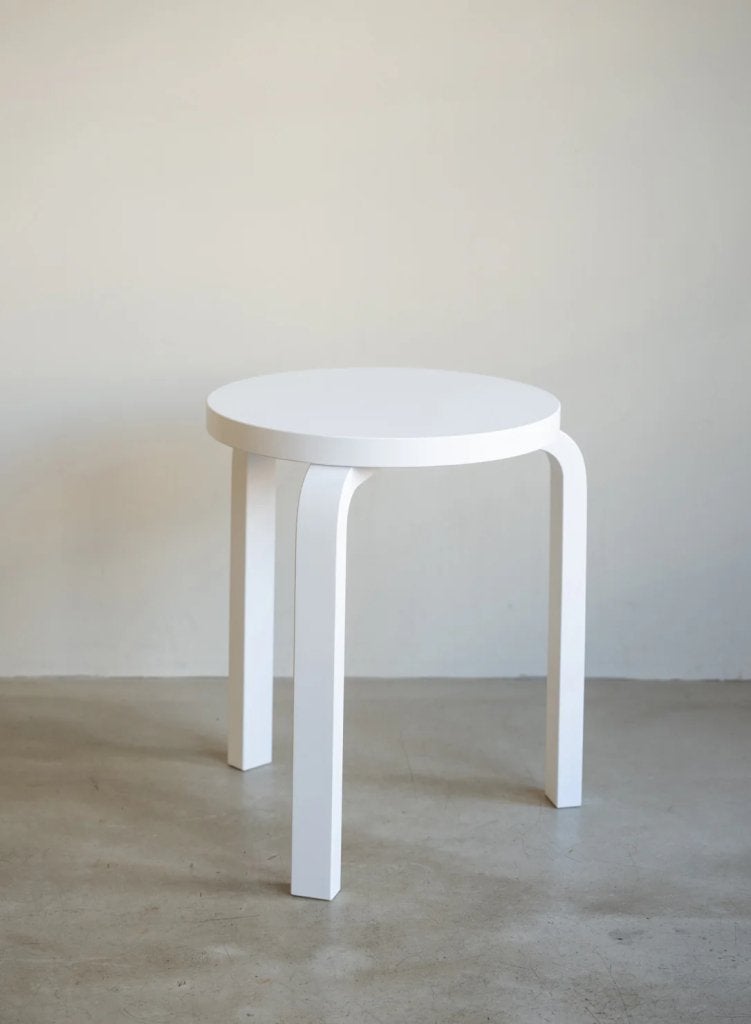 Artek Stool 60 Kruk Wit Hout, Niet ingevuld, Nieuw, Niet ingevuld, Niet ingevuld