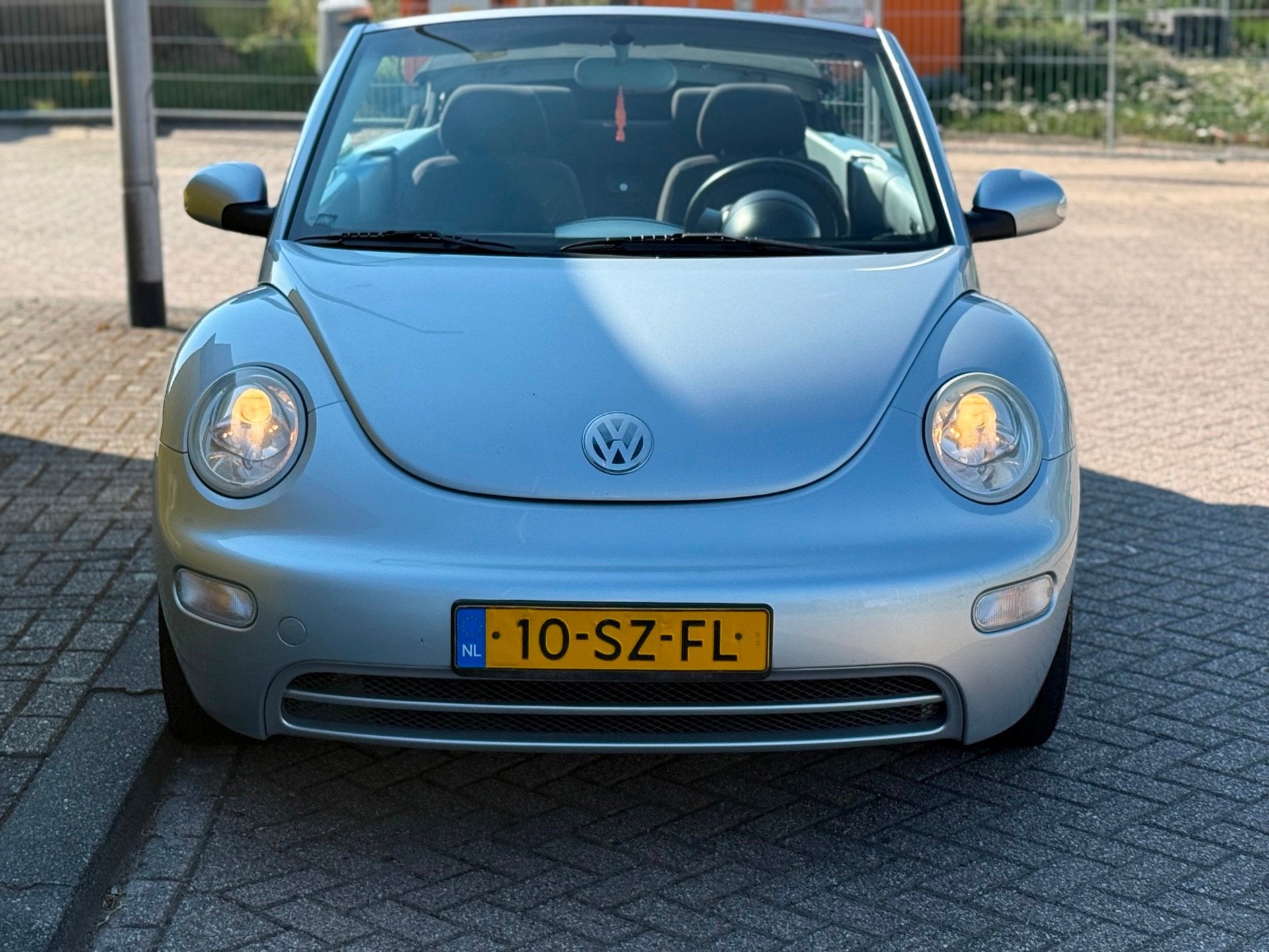Volkswagen Beetle 1.6 Highline Cabriolet AIRCO LM-Velgen Net, Auto's, Voorwielaandrijving, Euro 5, Gebruikt, Beetle (Kever)