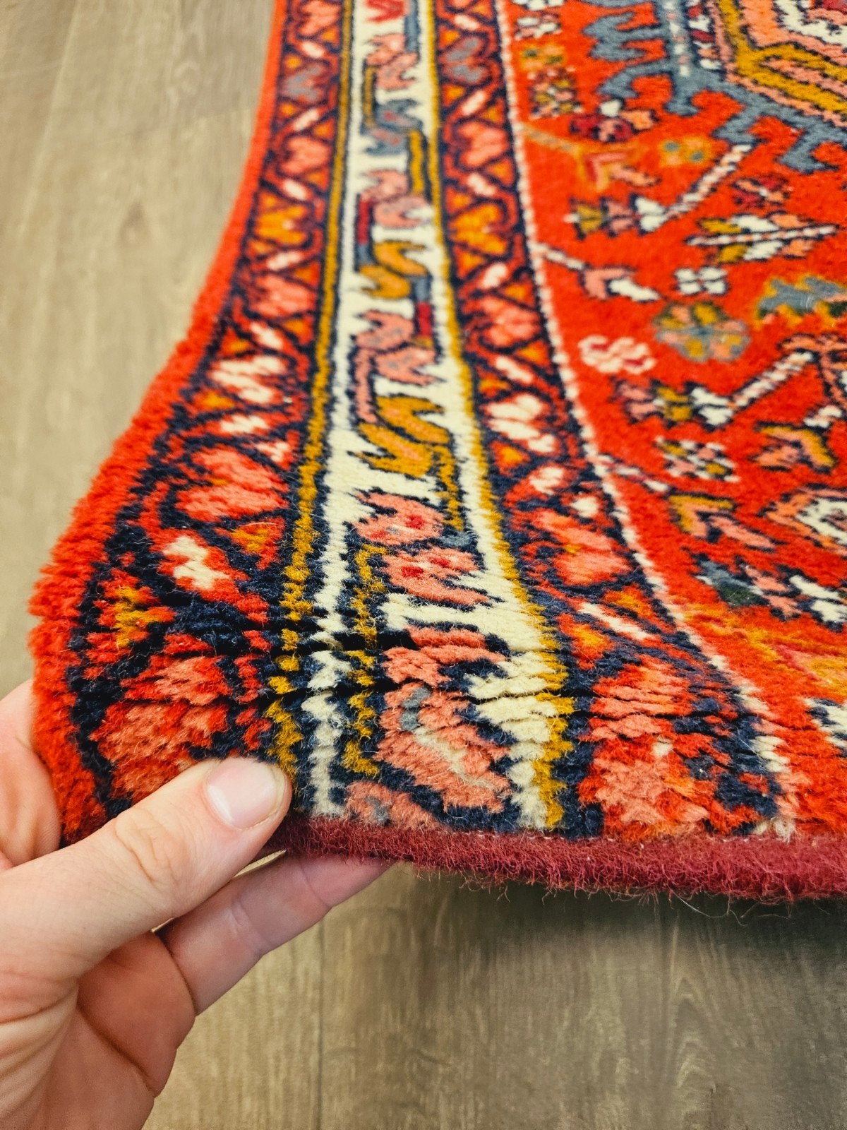 Perzische Loper. Prachtige kleuren en patronen! Weg = Weg!, Perzisch, 200 cm of meer, Zo goed als nieuw, Rechthoekig