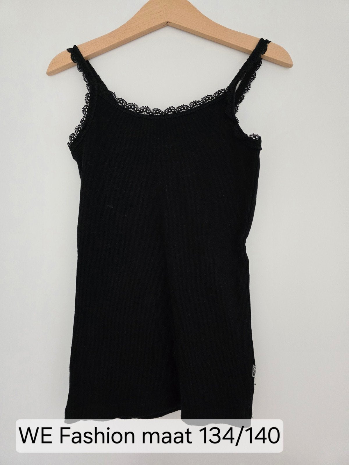 WE Fashion shirt maat 134/140, Meisje, Ophalen of Verzenden, Zo goed als nieuw, Shirt of Longsleeve