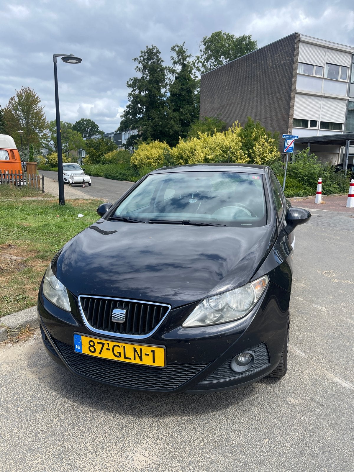 Seat Ibiza 1.4 16V 63KW 5DRS 2008 Zwart, Auto's, Voorwielaandrijving, 40 €/maand, 4 cilinders, Origineel Nederlands