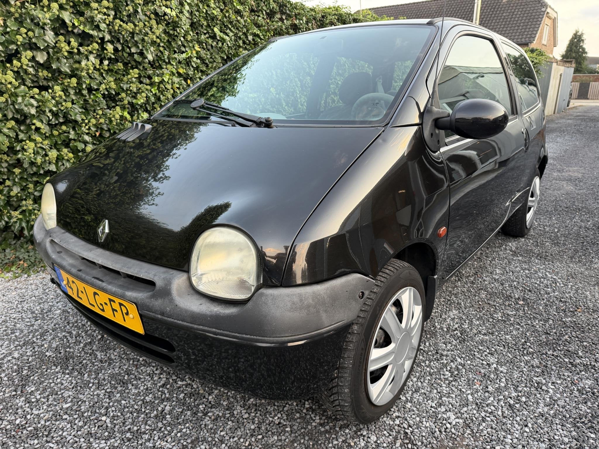 Foto 6 van Renault Twingo 1.2 Expression | Elekt. Ramen | Radio / CD |