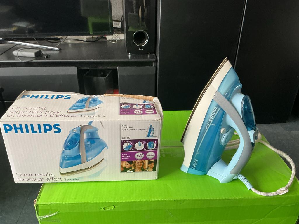 Philips GC3220 Stoomstrijkijzer - Zo goed als nieuw, Ophalen, Zo goed als nieuw, Stoomreiniger