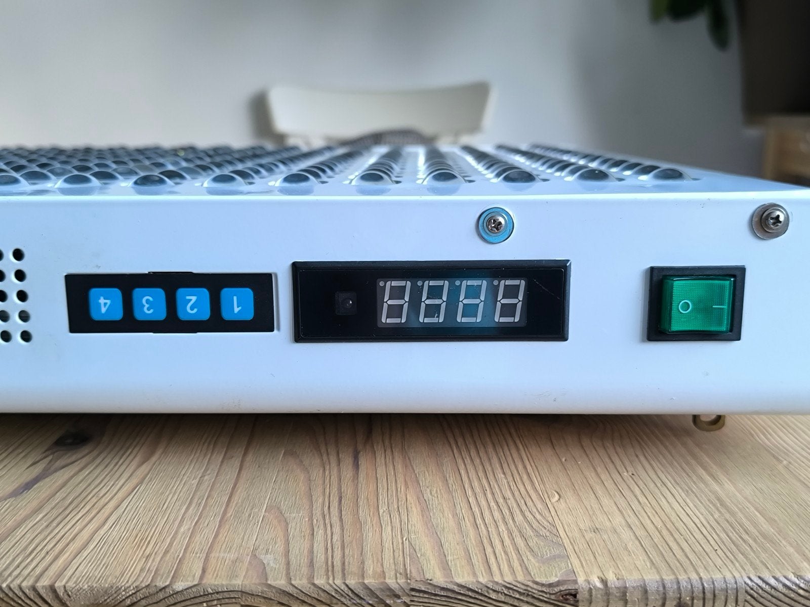 Kind LED Grow Light XL 1000 - Kweeklamp met 12 Programma's, Verzenden, Gebruikt, Kweeklamp