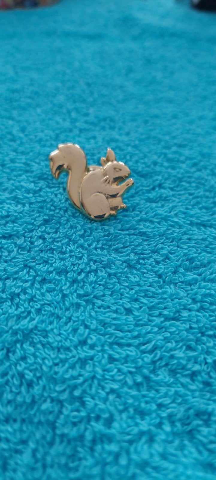 Vintage Eekhoorn Broche met Vlinderpin Sluiting - Nieuw, Overige materialen, Minder dan 4 cm, Nieuw, Ophalen of Verzenden