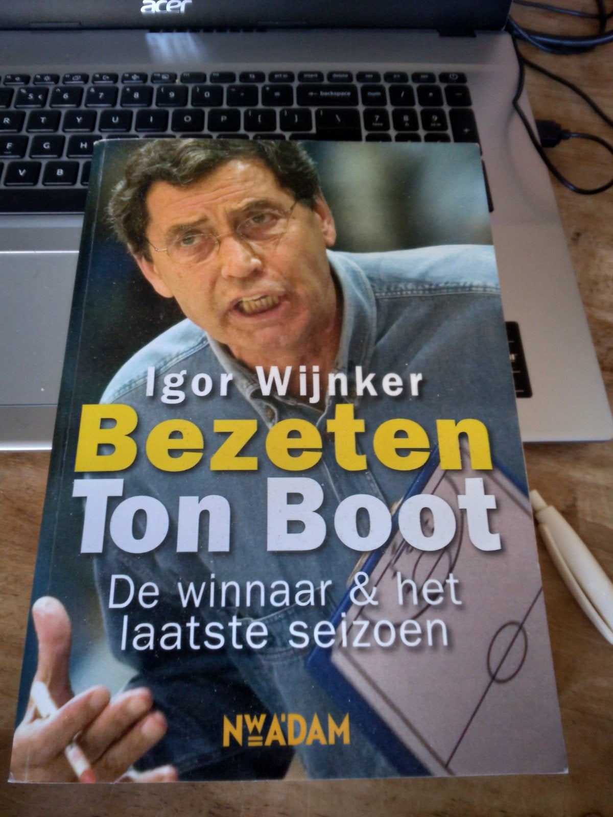 I. Wijnker - Bezeten, I. Wijnker, Ophalen of Verzenden, Zo goed als nieuw, Sport