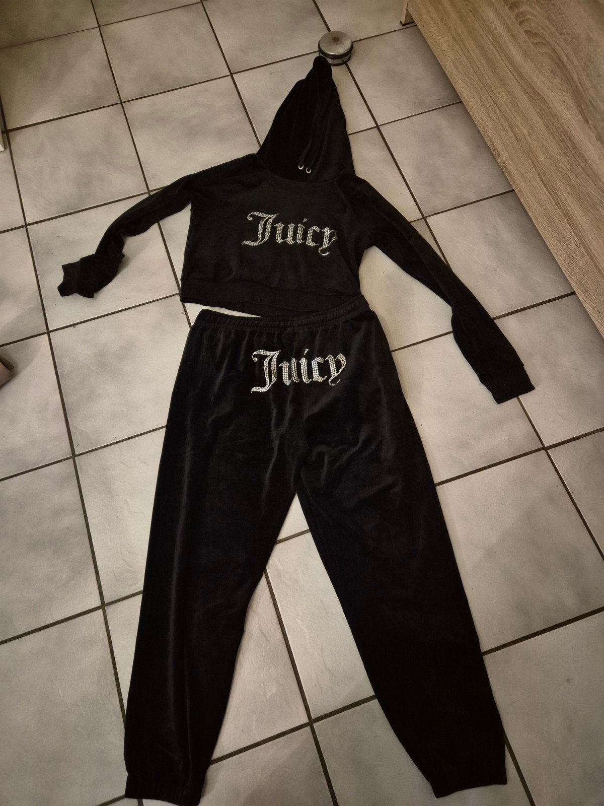 Juicy Couture Trainingspak Zwart met Strass, Kleding | Dames, Overige Dameskleding, Juicy Couture, Ophalen of Verzenden, Zo goed als nieuw