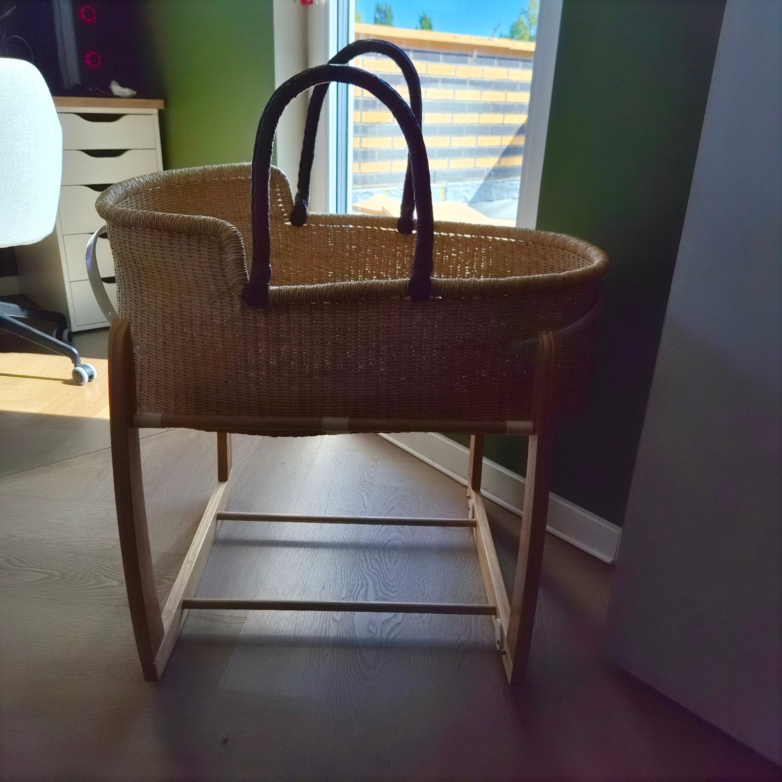 Rotan moses mand/wieg van Petit Filippe met toebehoren, Kinderen en Baby's, Kinderkamer | Bedden, Ophalen, Minder dan 140 cm, Minder dan 70 cm
