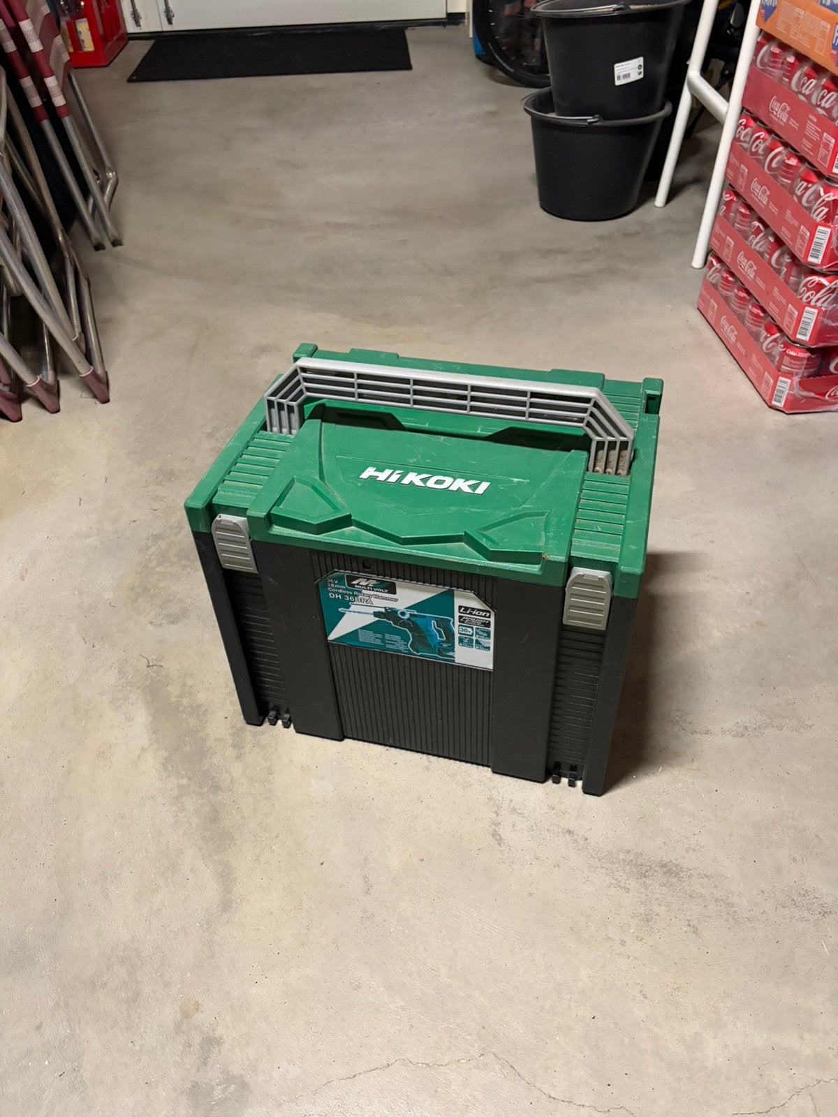 Opbergbox hitachi, Ophalen of Verzenden, Zo goed als nieuw